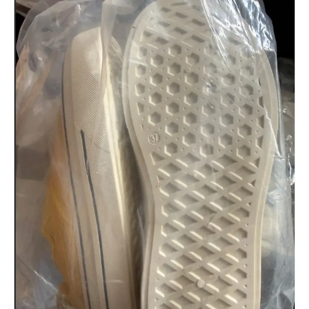 Thick-Soled Platform Shoes All-Season Round-Toe Slip-On Casual Sneakers 6.5 New